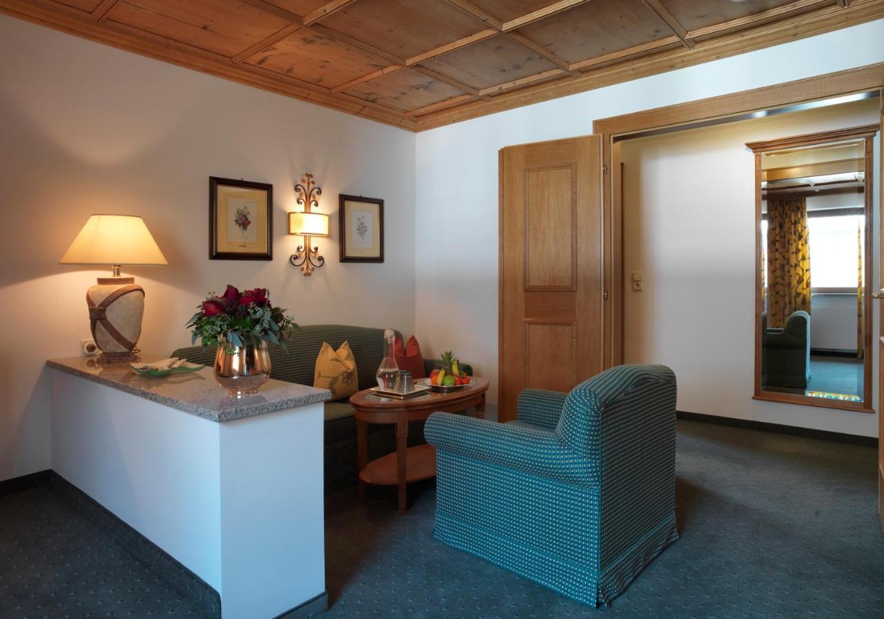 Hotel Zuerserhof ภายนอก รูปภาพ
